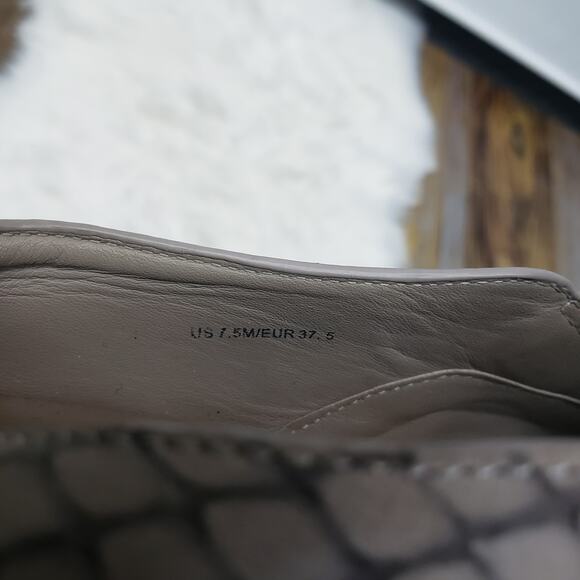 VINCE Blair Snakeskin Embossed Leather Skate Sneakers Women 7.5 M Gray Slip on - Picture 7 of 11